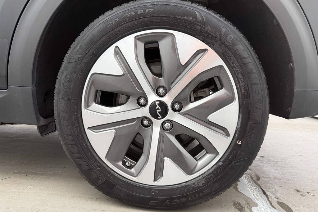 KIA E-Niro 4-Plus Automatic Electric SUV - Stock Number (1554402) - 32nd supplementary image