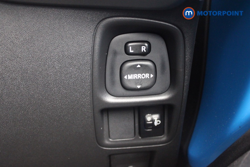 Toyota Aygo X-Press Manual Petrol Hatchback - Stock Number (1554956) - 11th supplementary image