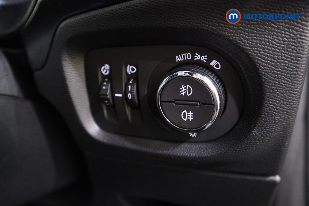 Vauxhall Corsa GS Manual Petrol Hatchback - Stock Number (1555050) - 9th supplementary image