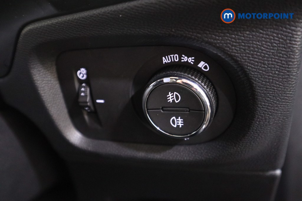 Vauxhall Corsa Ultimate Manual Petrol Hatchback - Stock Number (1555117) - 9th supplementary image