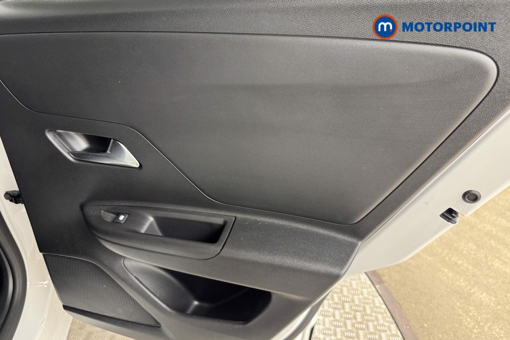 Vauxhall Mokka GS Automatic Petrol SUV - Stock Number (1555162) - 16th supplementary image