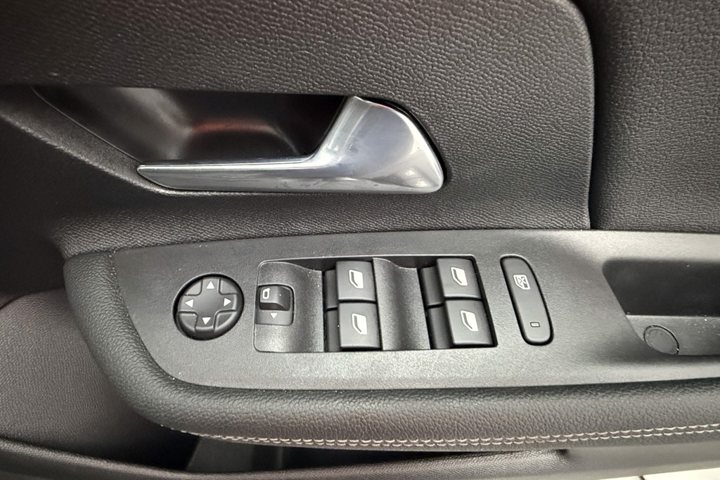 Vauxhall Mokka GS Automatic Petrol SUV - Stock Number (1555177) - 16th supplementary image