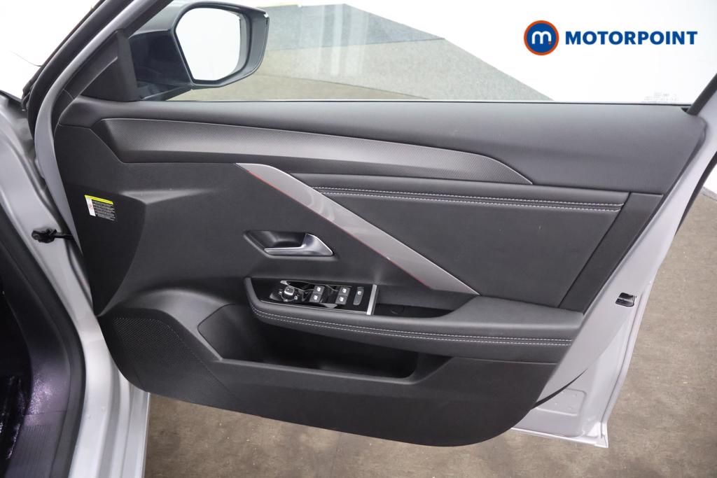 Vauxhall Astra GS Automatic Electric Hatchback - Stock Number (1555199) - 8th supplementary image