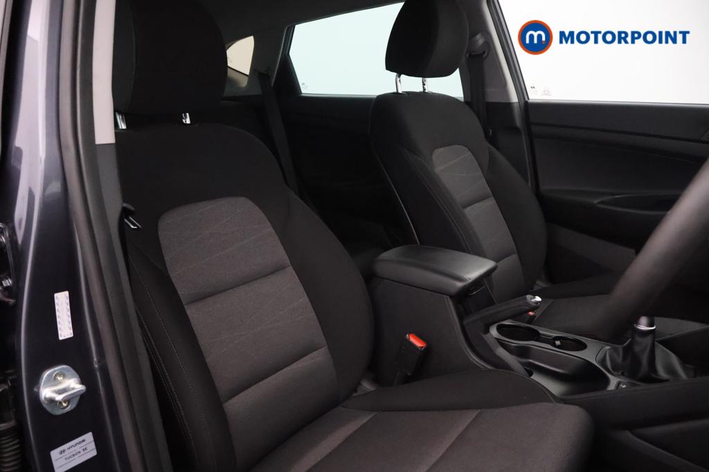 Hyundai Tucson Se Nav Manual Petrol SUV - Stock Number (1555257) - 9th supplementary image