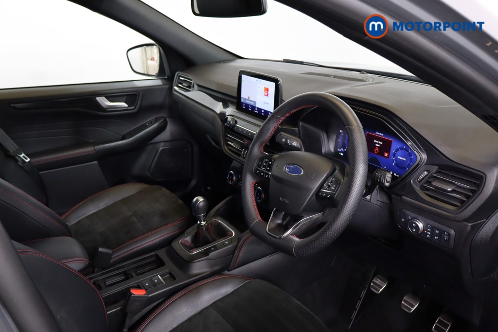 Ford Kuga St-Line Edition Manual Petrol SUV - Stock Number (1555751) - 1st supplementary image