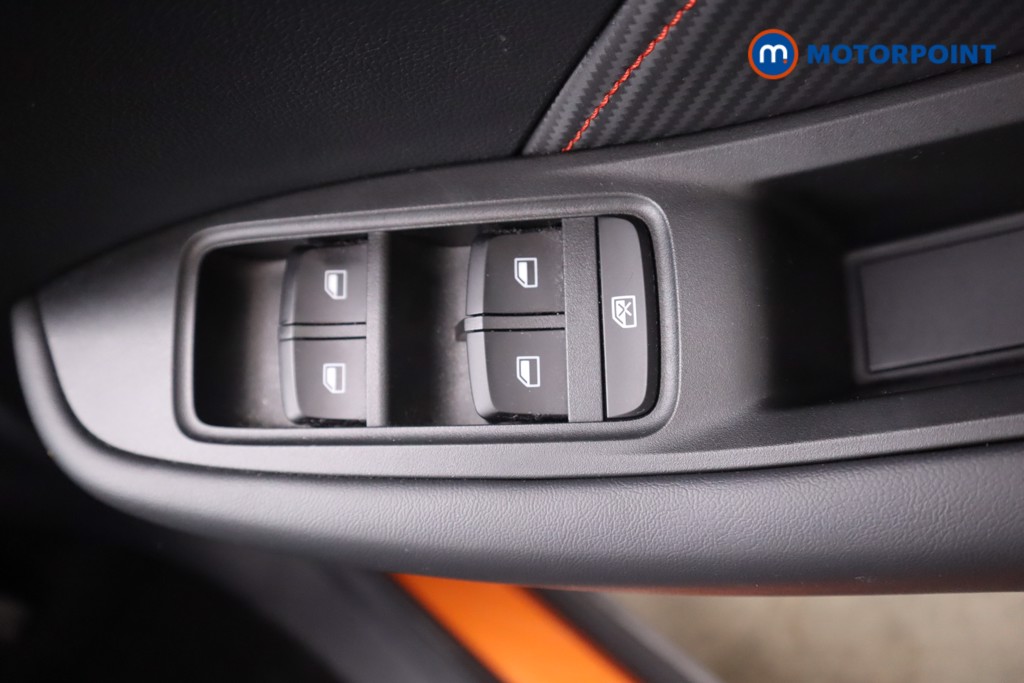 Mg Motor Uk ZS Exclusive Manual Petrol SUV - Stock Number (1555755) - 4th supplementary image