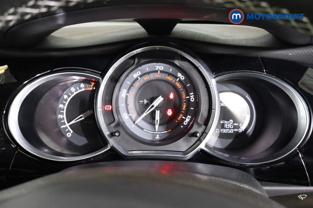 DS Ds 3 Connected Chic Manual Petrol Hatchback - Stock Number (1555770) - 2nd supplementary image