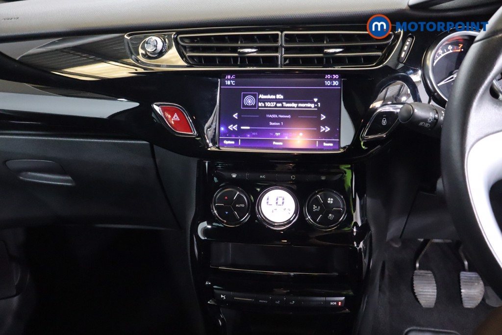 DS Ds 3 Connected Chic Manual Petrol Hatchback - Stock Number (1555770) - 3rd supplementary image