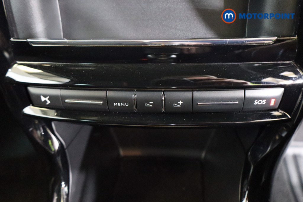 DS Ds 3 Connected Chic Manual Petrol Hatchback - Stock Number (1555770) - 6th supplementary image