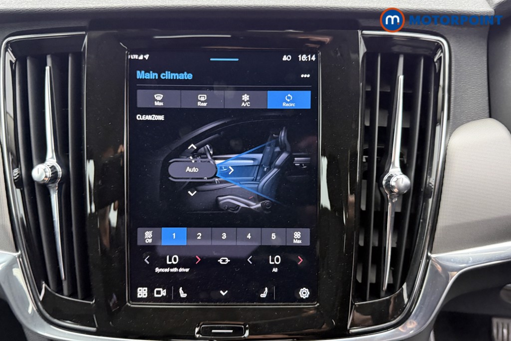 Volvo V90 Momentum Automatic Diesel Estate - Stock Number (1555819) - 7th supplementary image