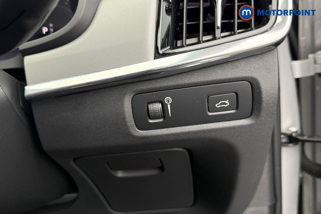 Volvo V90 Momentum Automatic Diesel Estate - Stock Number (1555819) - 15th supplementary image