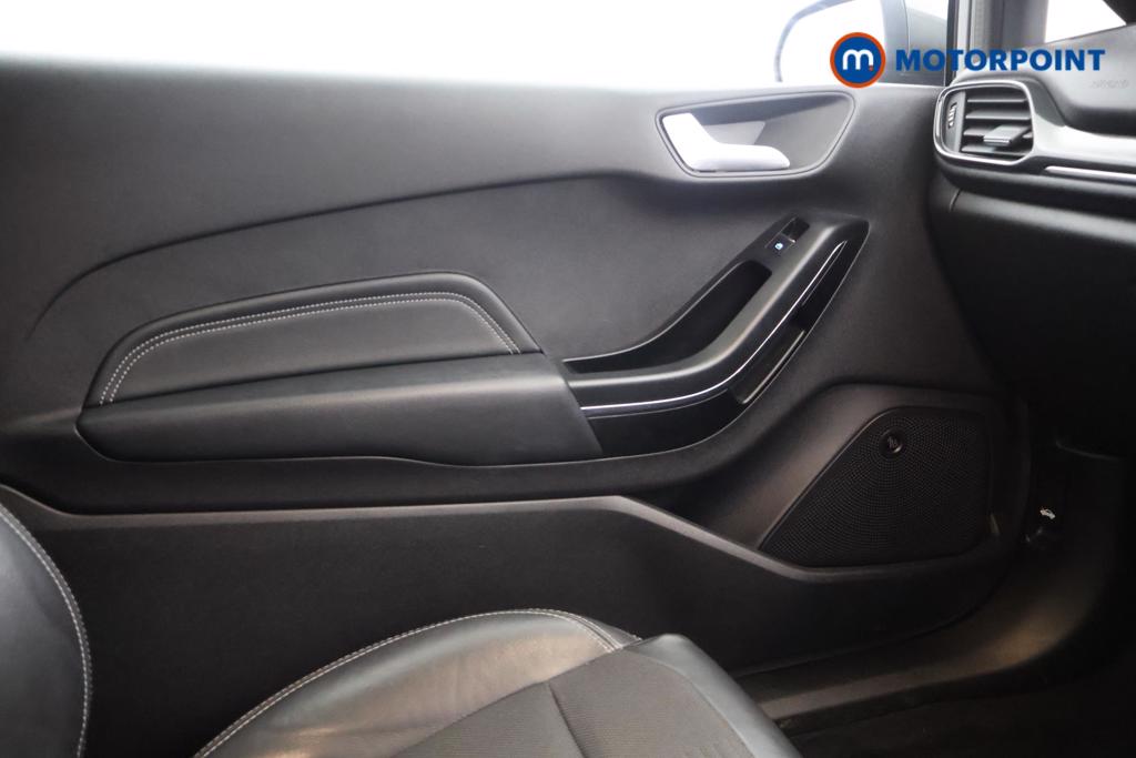 Ford Fiesta St-Line X Manual Petrol Hatchback - Stock Number (1556046) - 6th supplementary image