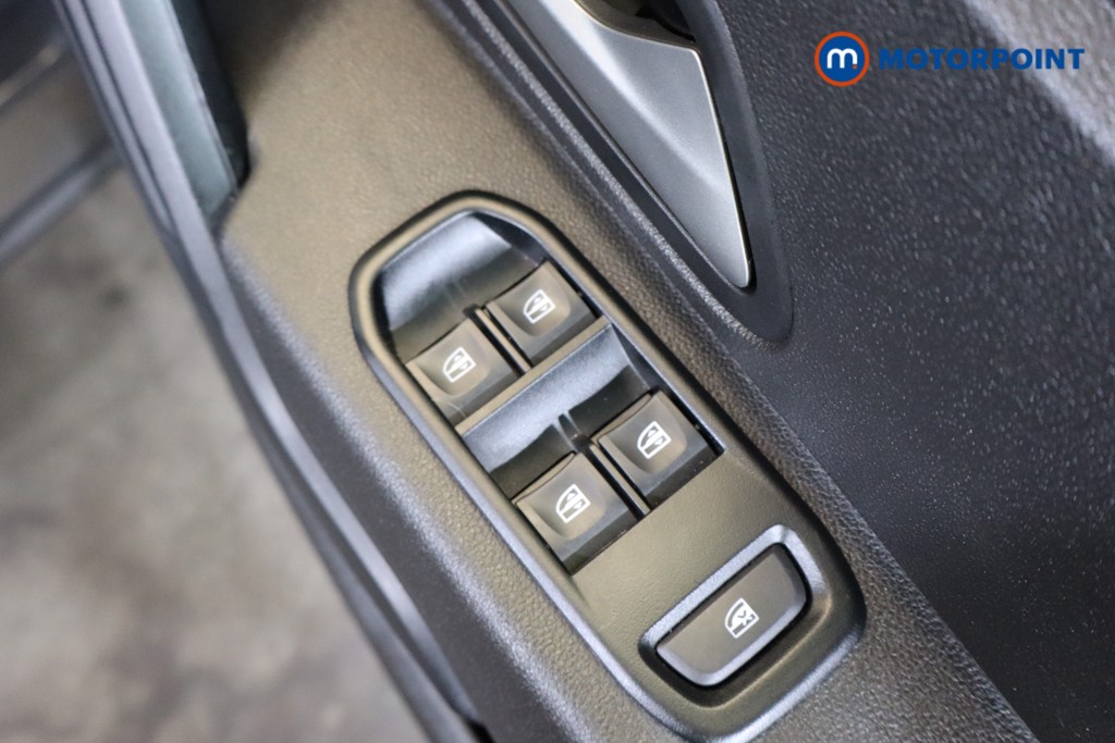 Dacia Duster Expression Manual Petrol SUV - Stock Number (1556307) - 15th supplementary image
