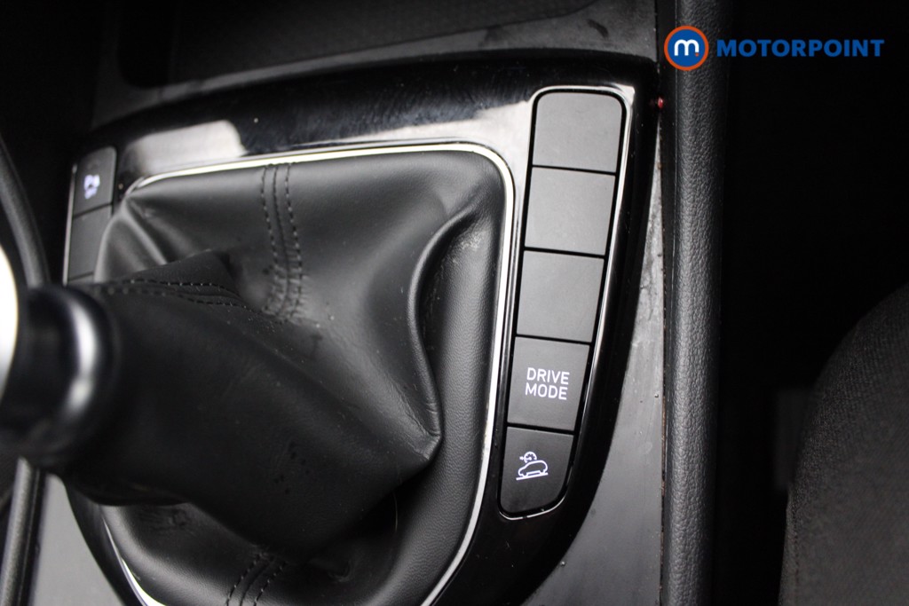Hyundai Tucson Se Connect Manual Petrol SUV - Stock Number (1556322) - 12th supplementary image