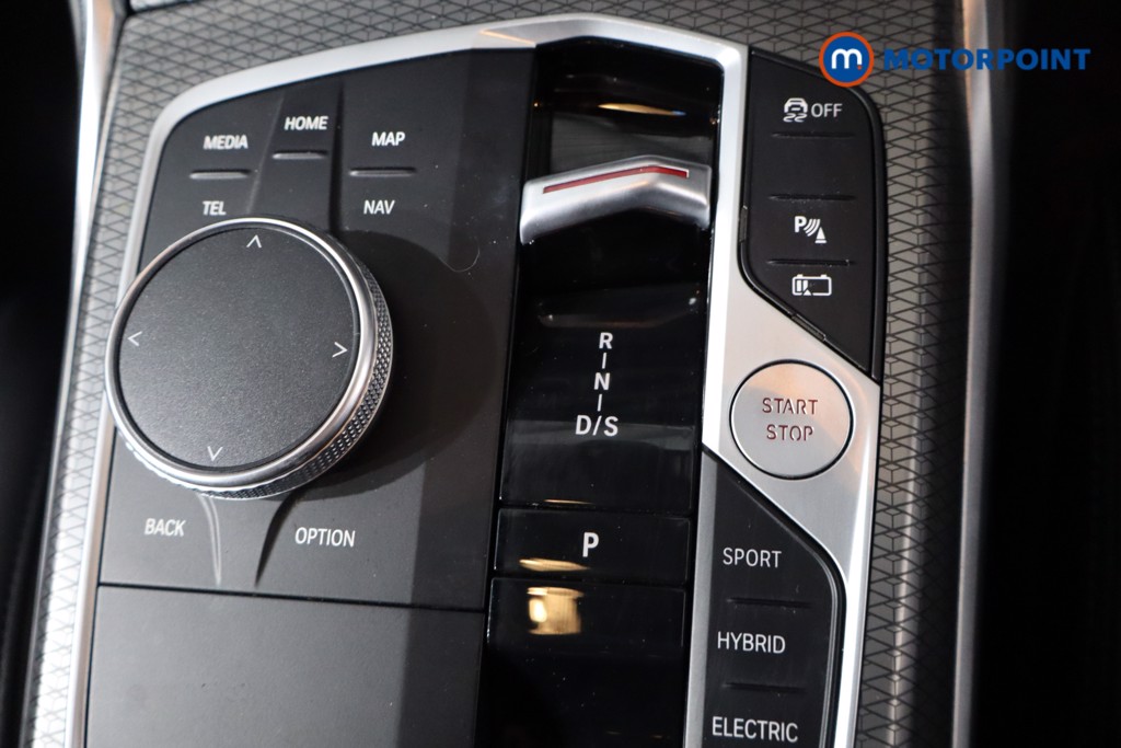 BMW 3 Series M Sport Automatic Petrol Plug-In Hybrid Estate - Stock Number (1556400) - 14th supplementary image