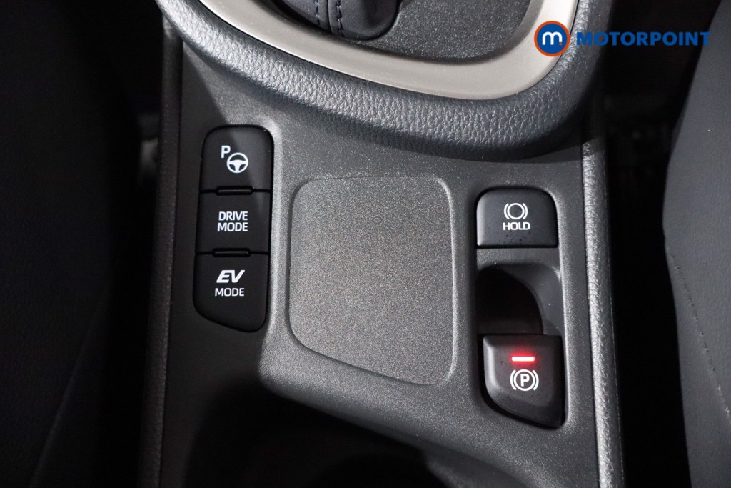 Toyota Yaris Cross Excel Automatic Petrol-Electric Hybrid Estate - Stock Number (1556493) - 18th supplementary image