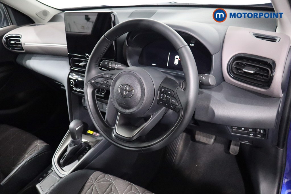 Toyota Yaris Cross Excel Automatic Petrol-Electric Hybrid Estate - Stock Number (1556493) - 21st supplementary image