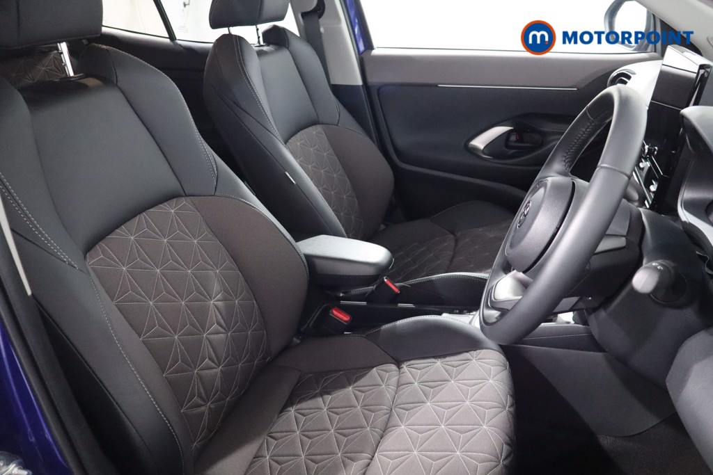 Toyota Yaris Cross Excel Automatic Petrol-Electric Hybrid Estate - Stock Number (1556493) - 22nd supplementary image