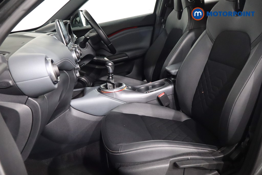 Nissan Juke Tekna Manual Petrol SUV - Stock Number (1556750) - 4th supplementary image