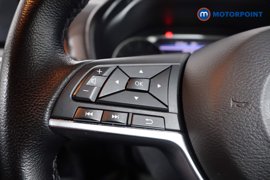 Nissan Juke Tekna Manual Petrol SUV - Stock Number (1556750) - 7th supplementary image