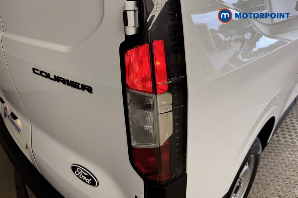 Ford Transit Courier Leader Manual Petrol Panel Van - Stock Number (1556833) - 16th supplementary image