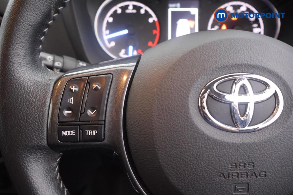 Toyota Yaris Y20 Manual Petrol Hatchback - Stock Number (1556848) - 2nd supplementary image