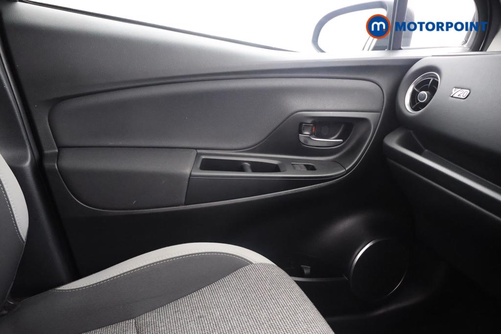 Toyota Yaris Y20 Manual Petrol Hatchback - Stock Number (1556848) - 6th supplementary image