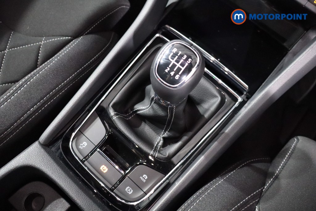 Skoda Karoq Sportline Manual Petrol SUV - Stock Number (1556850) - 14th supplementary image