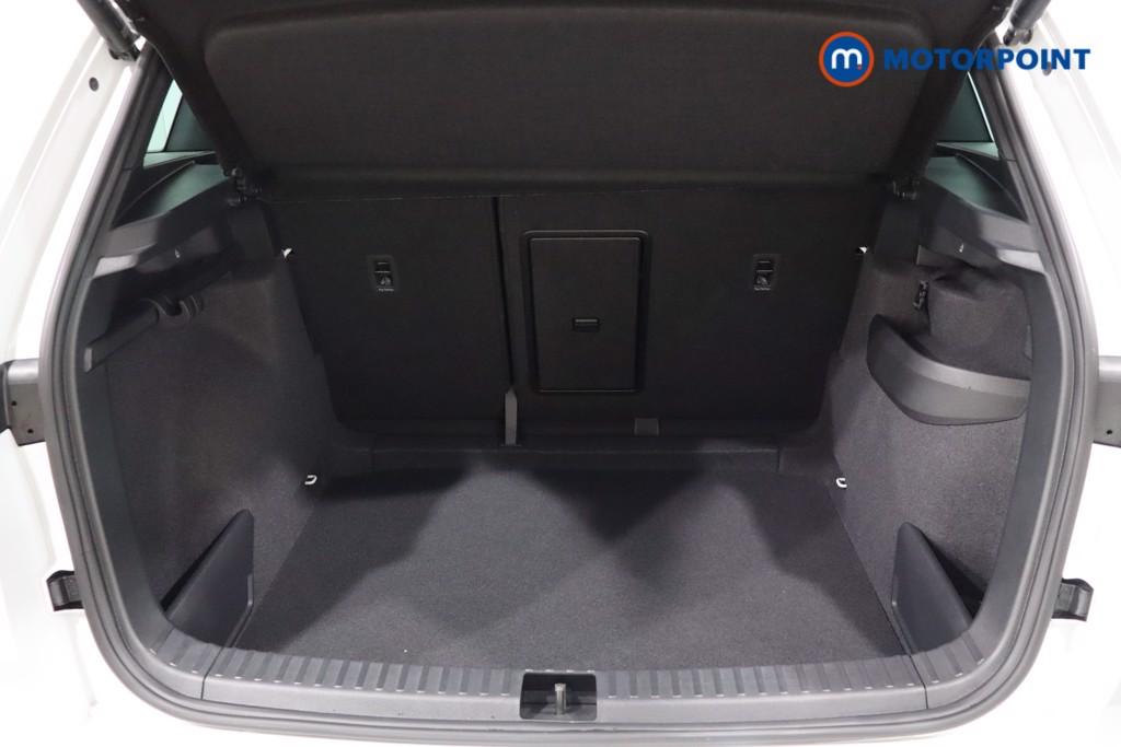 Skoda Karoq Sportline Manual Petrol SUV - Stock Number (1556850) - 35th supplementary image