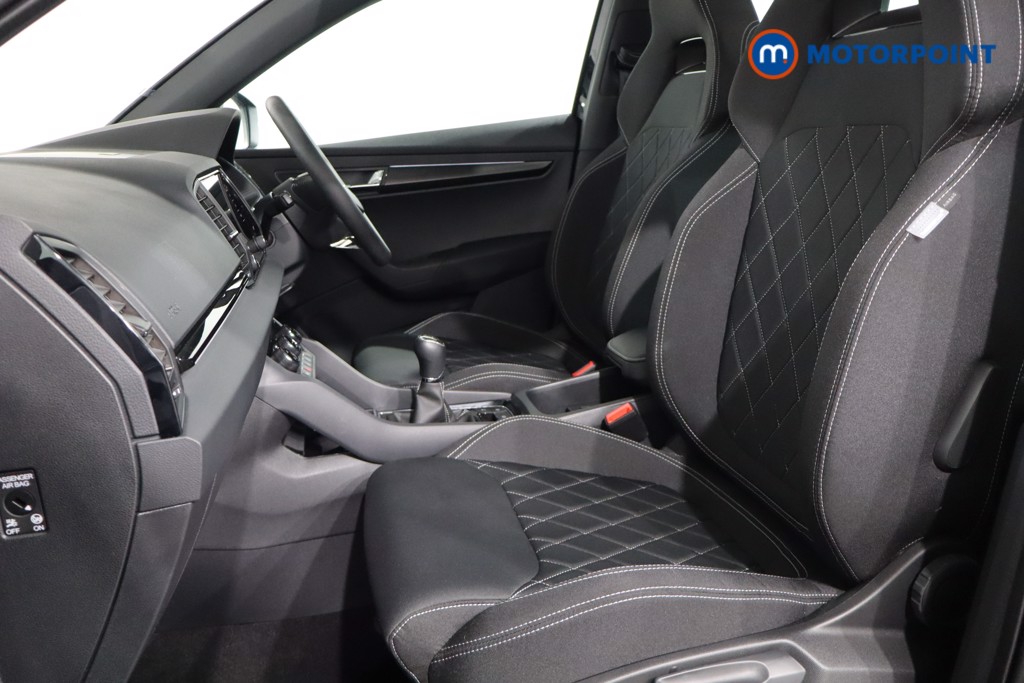 Skoda Karoq Sportline Manual Petrol SUV - Stock Number (1556857) - 4th supplementary image