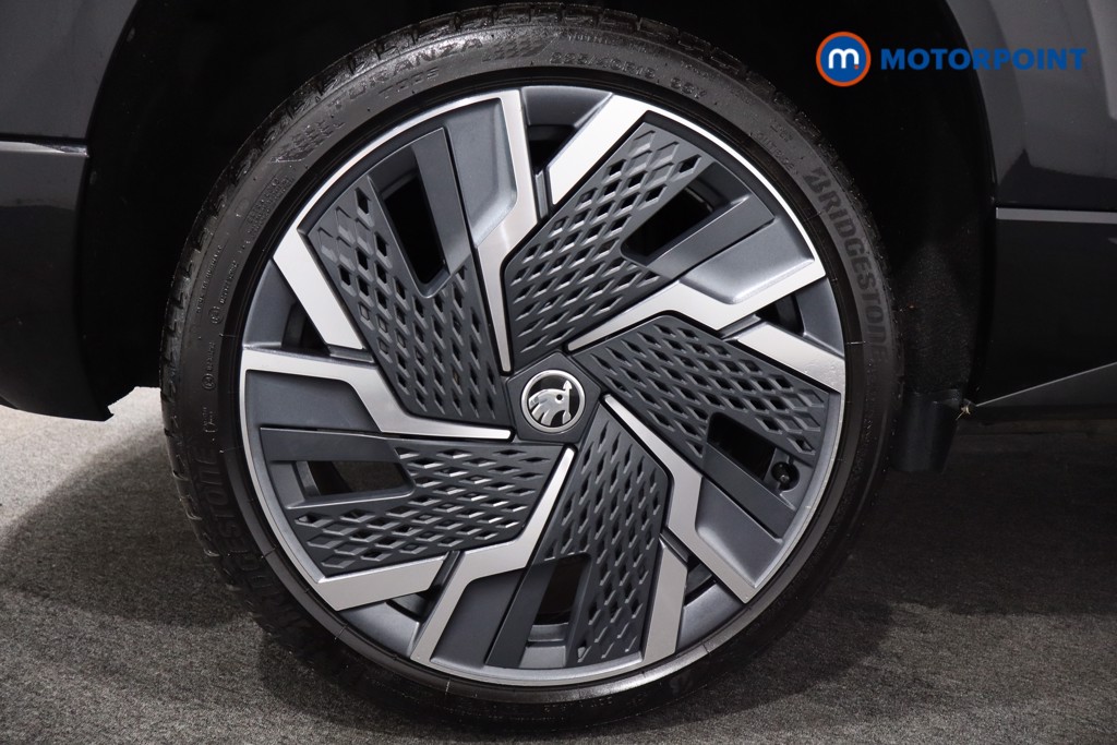 Skoda Karoq Sportline Manual Petrol SUV - Stock Number (1556857) - 9th supplementary image