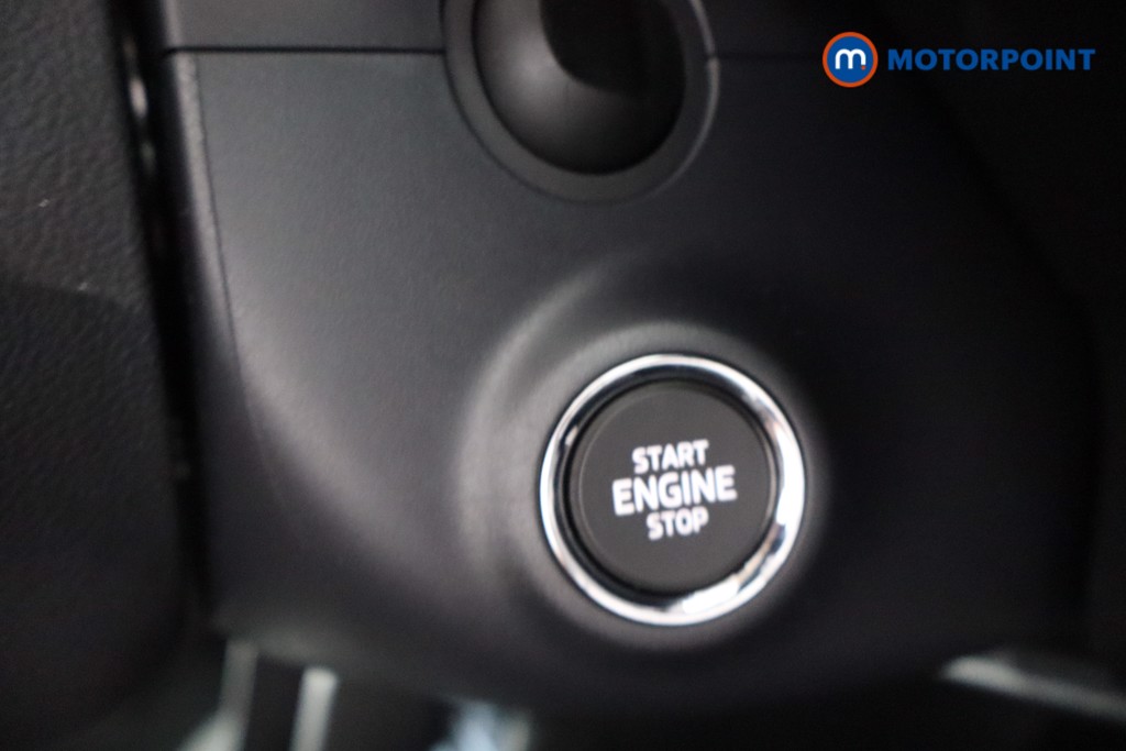 Skoda Karoq Sportline Manual Petrol SUV - Stock Number (1556857) - 13th supplementary image