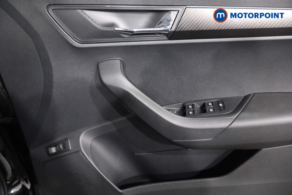 Skoda Karoq Sportline Manual Petrol SUV - Stock Number (1556857) - 17th supplementary image