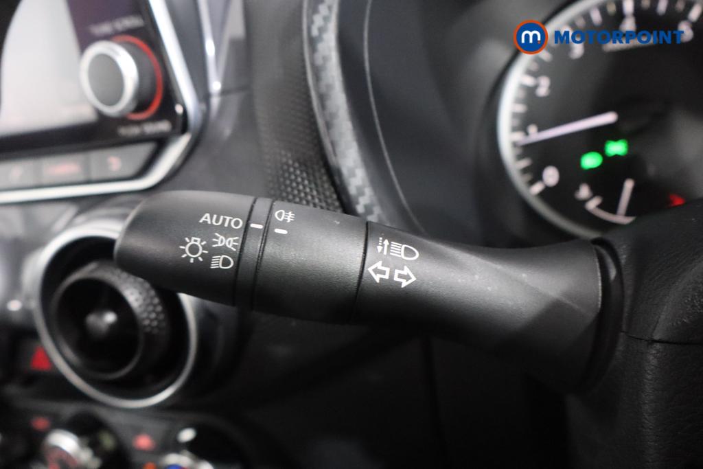 Nissan Juke Acenta Manual Petrol SUV - Stock Number (1556895) - 8th supplementary image