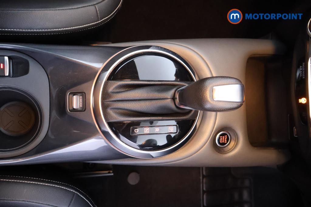Nissan Juke Tekna Automatic Petrol SUV - Stock Number (1556960) - 6th supplementary image