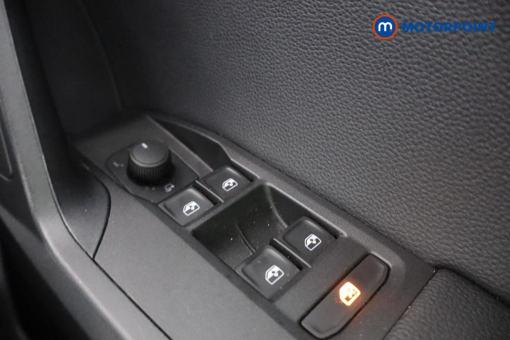 Seat Arona Fr Sport Manual Petrol SUV - Stock Number (1556998) - 12th supplementary image