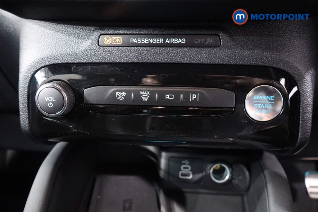 Ford Kuga St-Line Automatic Petrol Plug-In Hybrid SUV - Stock Number (1557041) - 14th supplementary image
