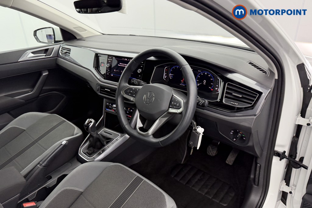 Volkswagen Polo Style Manual Petrol Hatchback - Stock Number (1557366) - 4th supplementary image