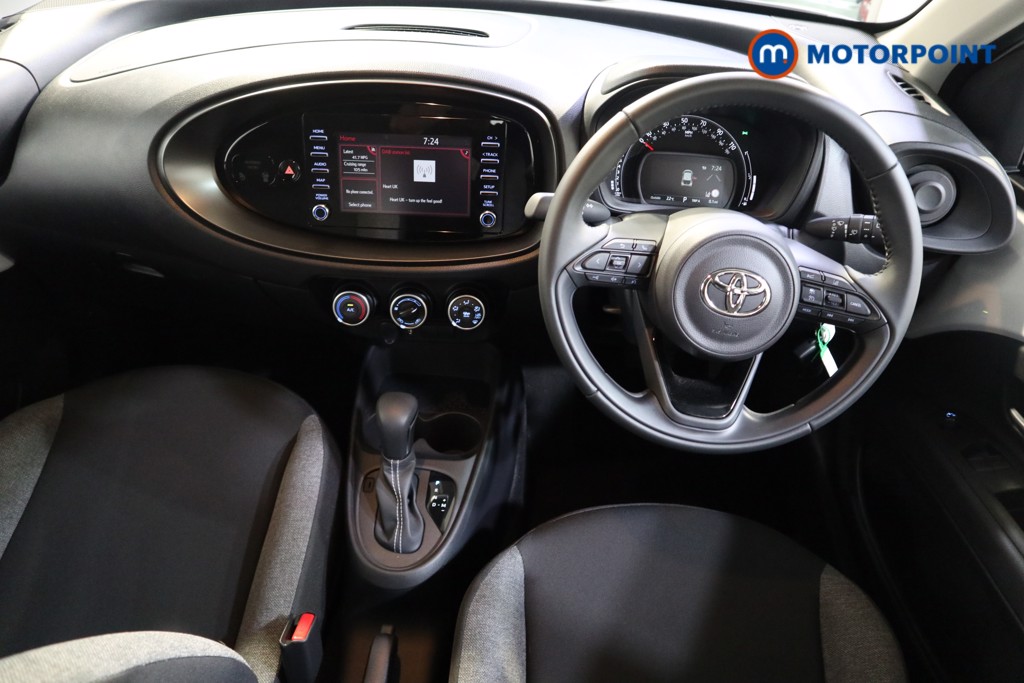 Toyota Aygo X Pure Automatic Petrol Hatchback - Stock Number (1557455) - 1st supplementary image