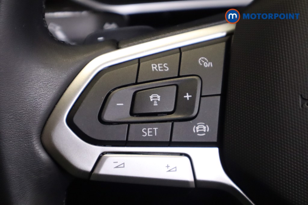 Volkswagen T-Roc R-Line Automatic Petrol SUV - Stock Number (1557466) - 15th supplementary image