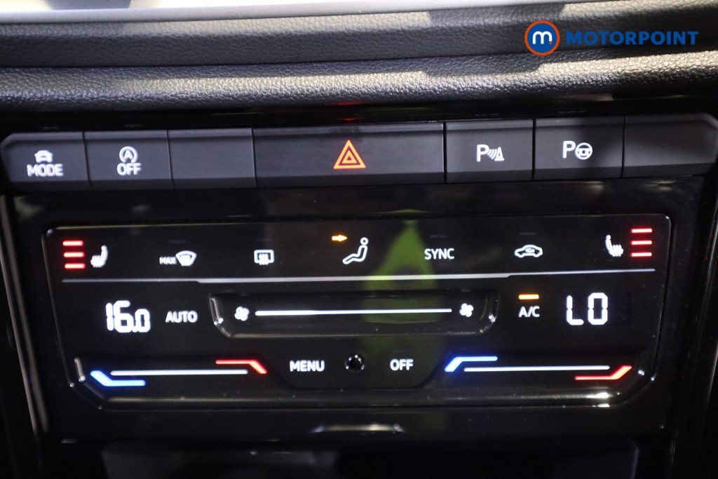 Volkswagen T-Roc R-Line Automatic Petrol SUV - Stock Number (1557466) - 19th supplementary image