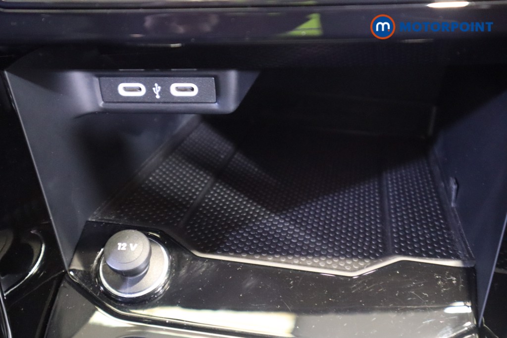 Volkswagen T-Roc R-Line Automatic Petrol SUV - Stock Number (1557466) - 20th supplementary image