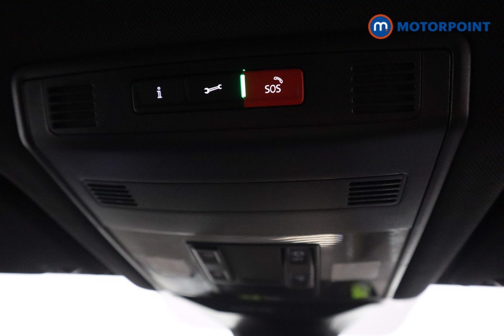 Volkswagen T-Roc R-Line Automatic Petrol SUV - Stock Number (1557466) - 23rd supplementary image