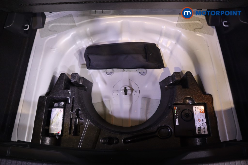 Volkswagen T-Roc R-Line Automatic Petrol SUV - Stock Number (1557466) - 27th supplementary image