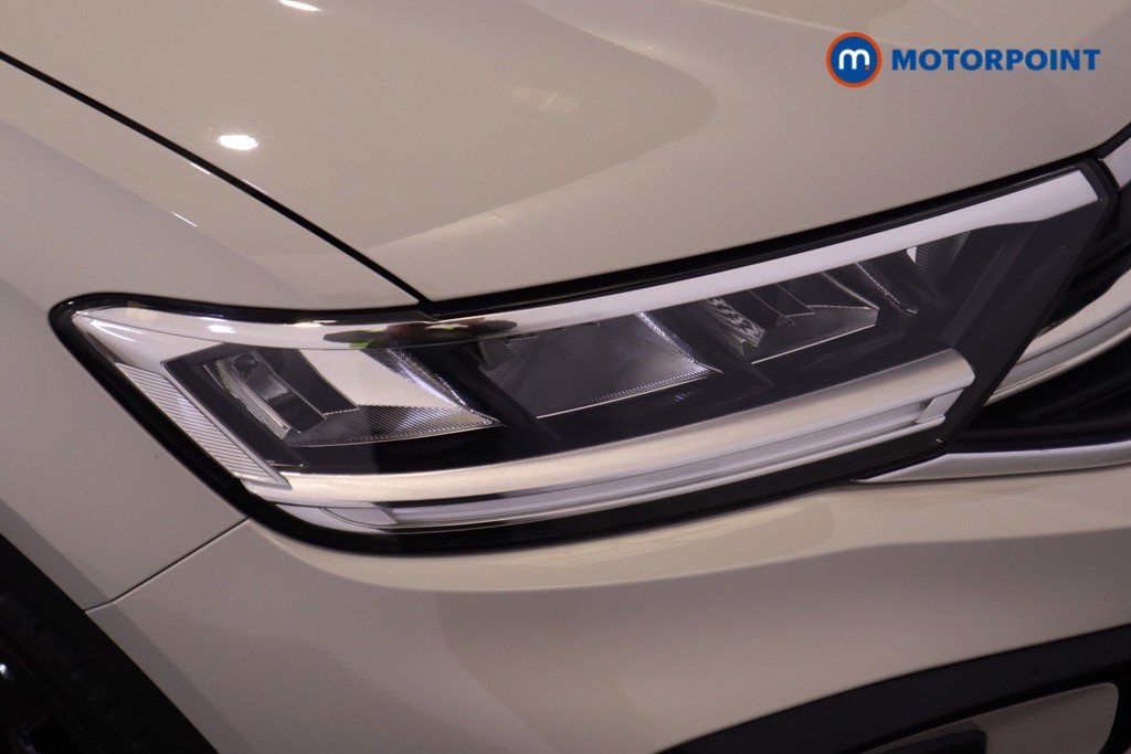 Volkswagen T-Roc R-Line Automatic Petrol SUV - Stock Number (1557466) - 32nd supplementary image