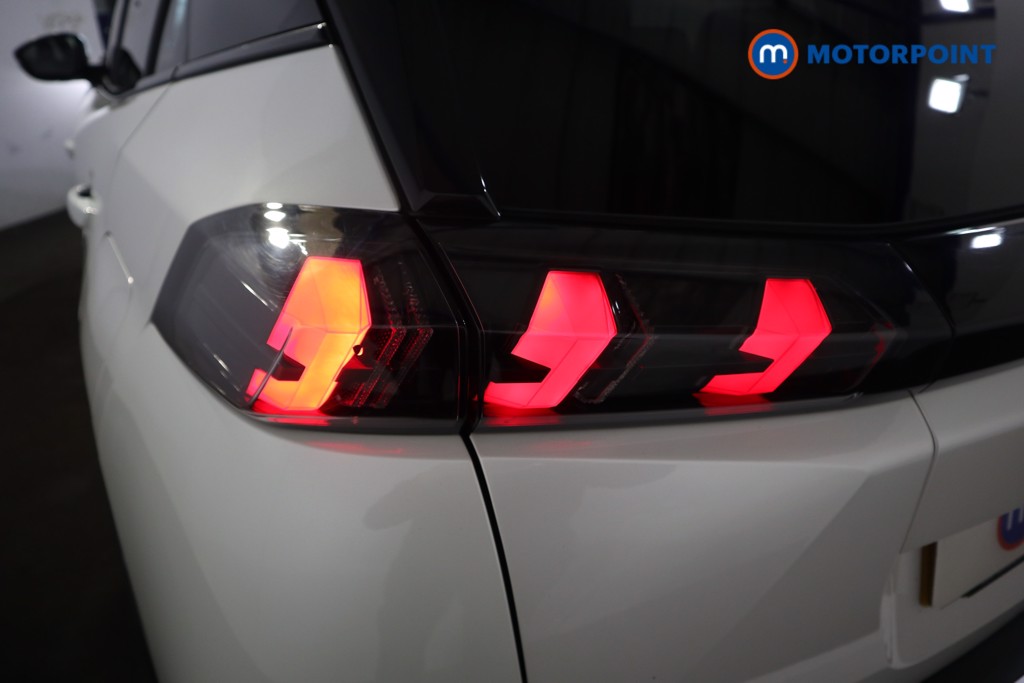Peugeot 2008 GT Manual Petrol SUV - Stock Number (1557503) - 20th supplementary image