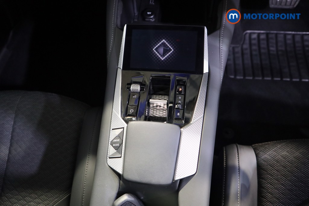 DS Ds 4 Cross Trocadero Automatic Petrol Plug-In Hybrid Hatchback - Stock Number (1557747) - 8th supplementary image