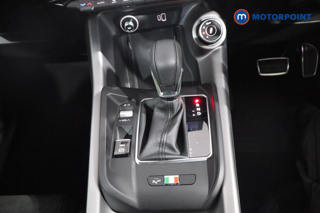 Alfa Romeo Tonale Veloce Automatic Petrol-Electric Hybrid SUV - Stock Number (1558099) - 4th supplementary image
