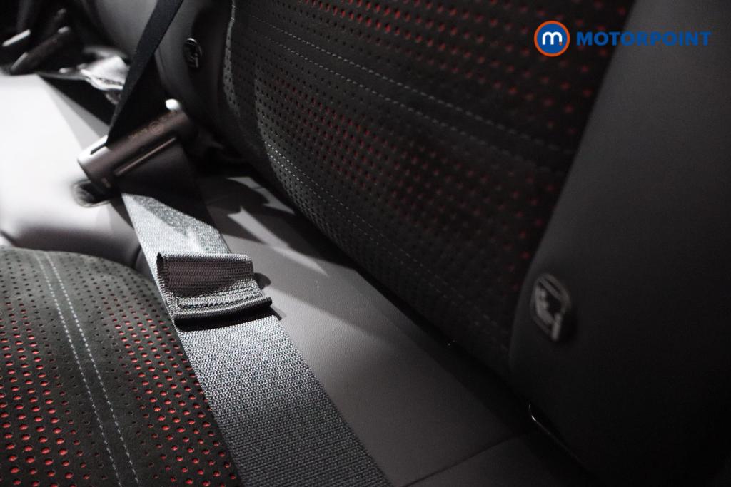 Alfa Romeo Tonale Veloce Automatic Petrol-Electric Hybrid SUV - Stock Number (1558099) - 19th supplementary image
