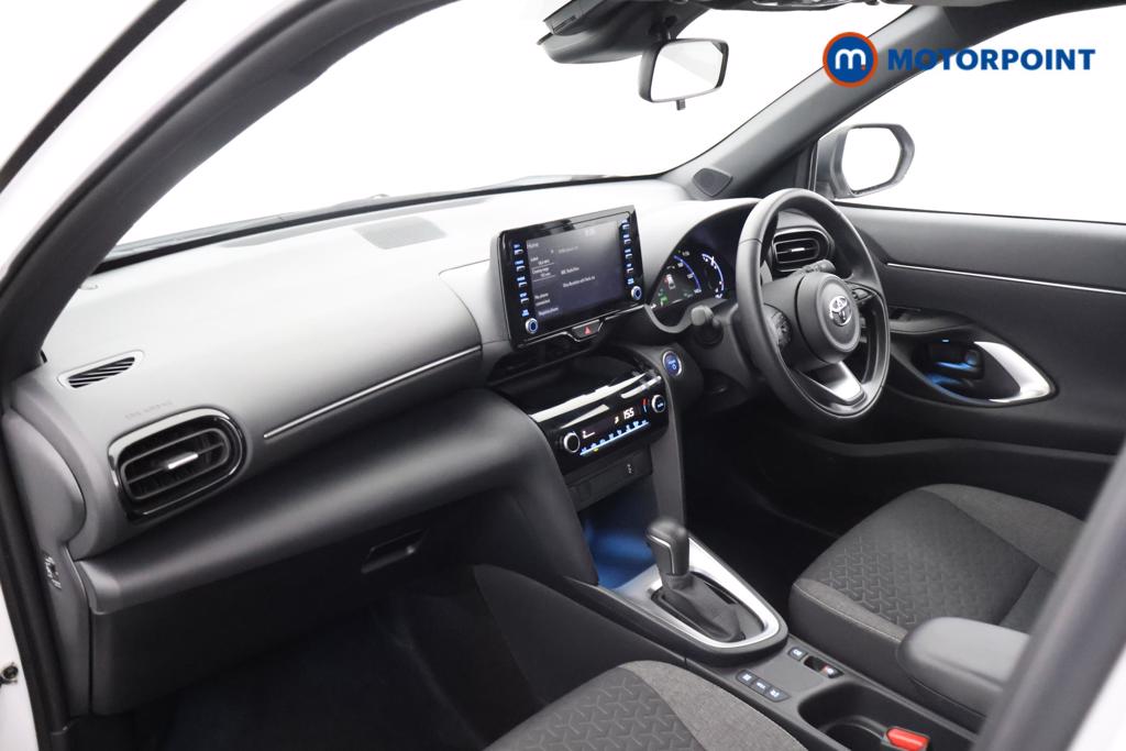 Toyota Yaris Cross Design Automatic Petrol-Electric Hybrid Estate - Stock Number (1558128) - 13th supplementary image